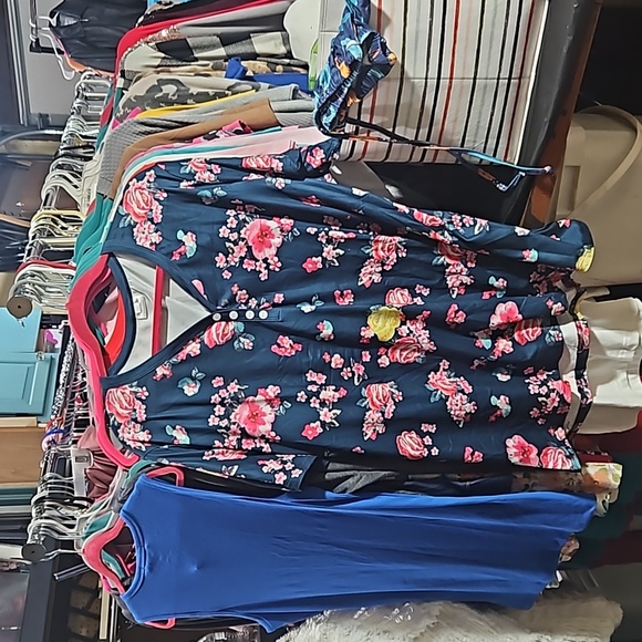 Shirley & Stone Navy Plus Size Floral Pajama or Lounge Set - Picture 1 of 5